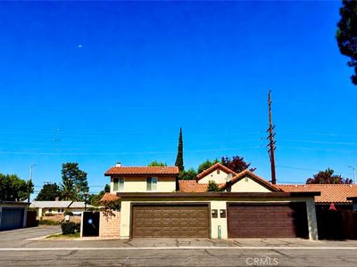 10717 Mountain View Ave