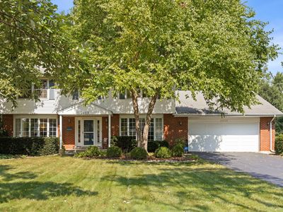 3033 Scott Cres