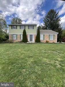 Property at 213 Tobacco Rd, Ephrata, PA