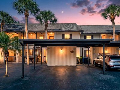 360 Three Lakes Ln Unit J
