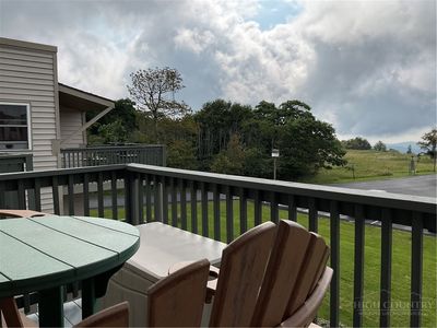 301 Pinnacle Inn Road #4304