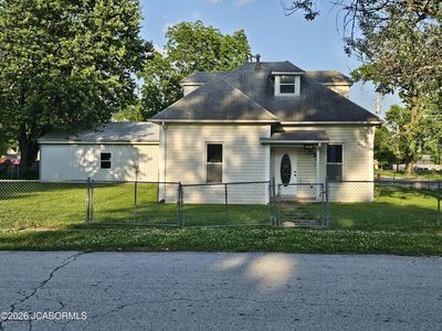 210 S Mary Ave