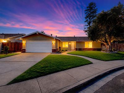 990 Hycell Court Ct