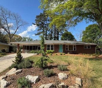 2419 Little John Trl SE