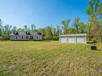 380 Rhode Dr