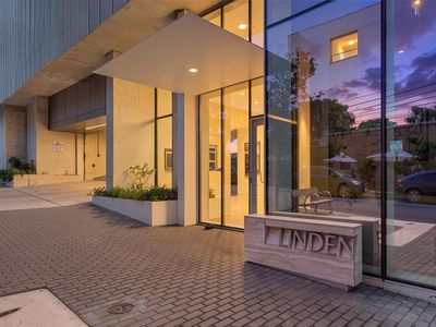 313 W 17th St Unit 1404