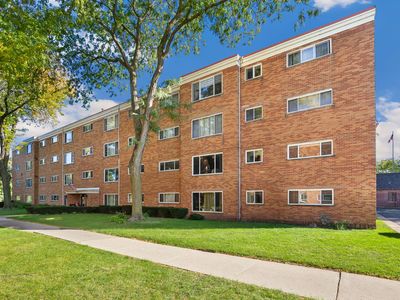 6220 N Ridge Ave APT S208