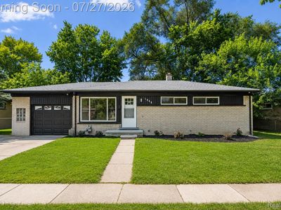 1558 Andrea St