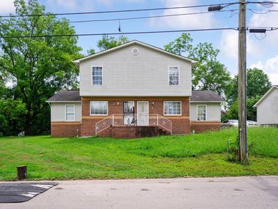 1203 E 34th St