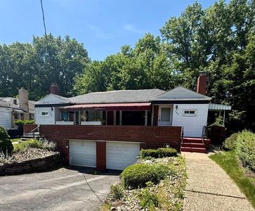 109 Lang Ct