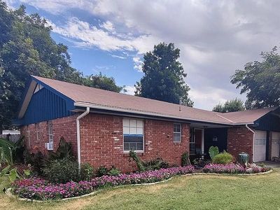 4300 NW 48th St