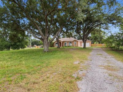 6611 W Knights Griffin Rd