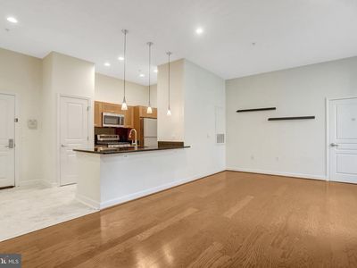 2451 Midtown Ave APT 104
