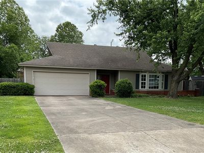 2725 W Highland Cir