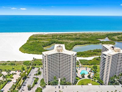 380 Seaview Ct APT 207