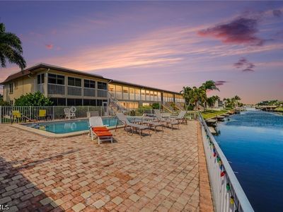 1206 SE 46th St APT 2G