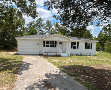 4 Friar Tuck Ln