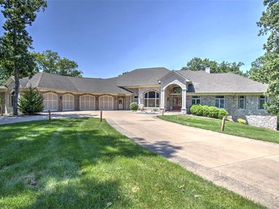 4180 S Lake Ct