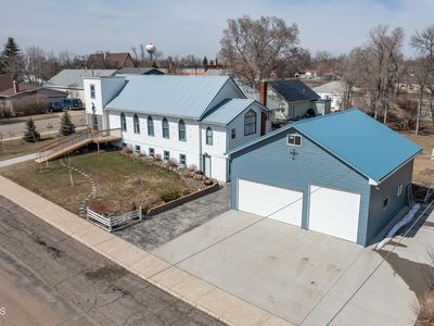 Property at 303 1st Ave NE, Garrison, ND