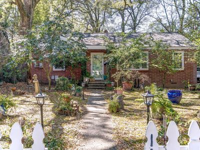 1171 Braddock Ave