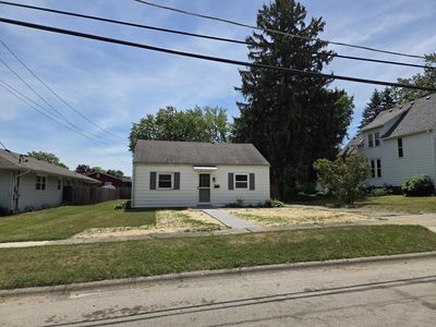 524 Amsterdam St
