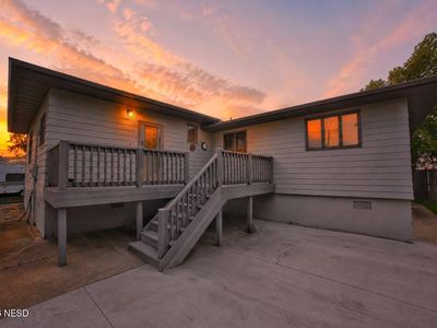 118 N Lake Dr