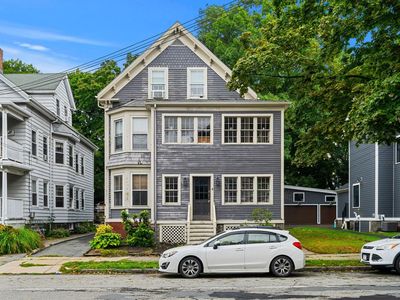 319 Lafayette St #1
