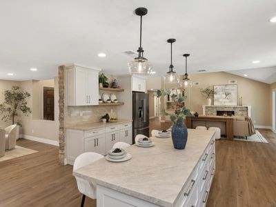 6728 Del Cerro Blvd