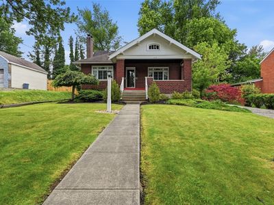 217 Iola St