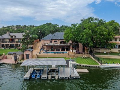 233 Lisa Ln