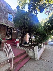 3123 99th St