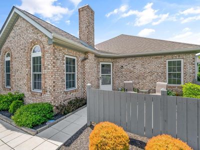 285 Villa Oaks Ln