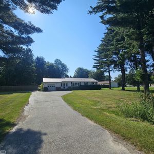 3177 Beach Rd