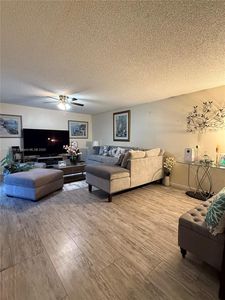 7831 Tam Oshanter Blvd