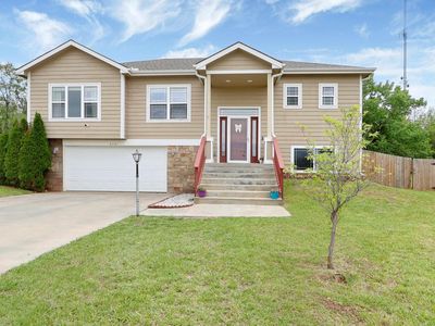 2701 Hackberry Dr