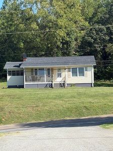 107 Eaton Rd