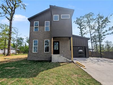 11 Cromarty Dr