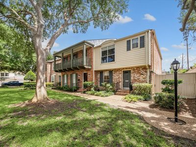 1228 Fountain View Dr #180