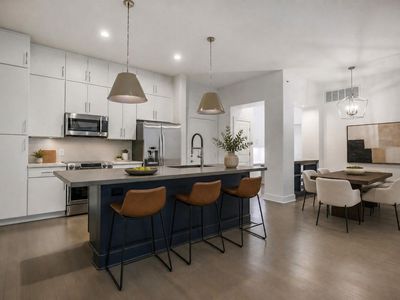 Property at 1901 Post Oak Blvd APT 2110, Houston, TX