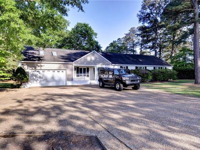 1923 Pine Ln