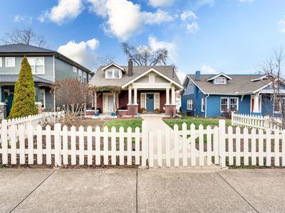 1010 Acklen Ave