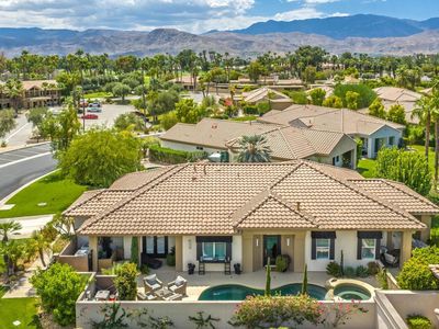 110 Lakefront Way
