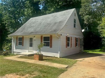 1005 William Dr