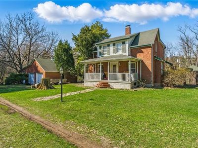 143 Gracie Ln