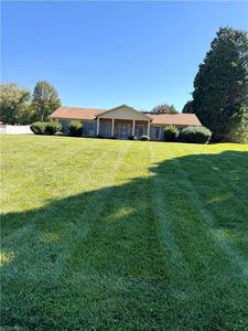 1042 Fairweather Dr