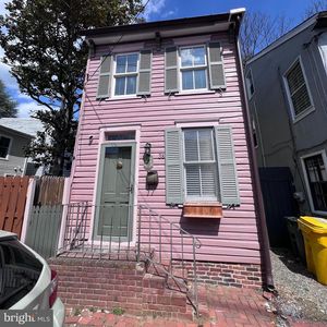38 Cathedral St