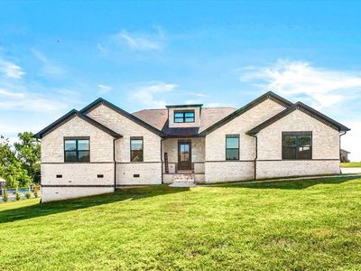 46 Caden Ln