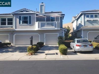 3905 Coyote Cir