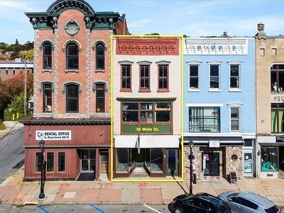 36 E Main St