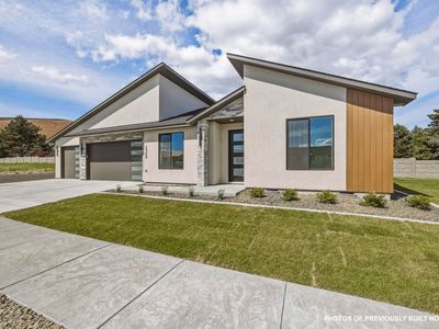 2339 Lariat Ln